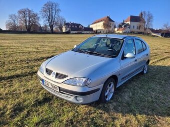 Renault Megane 1.4 16V
