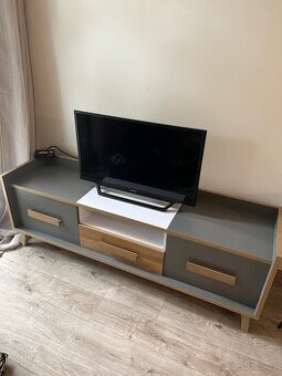Tv komoda