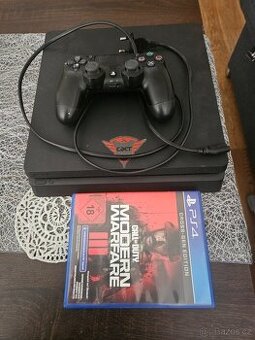 PS 4 slim