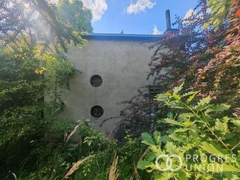 Chata se zahradou, Bařice