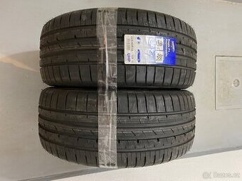 2ks Goodyear Eagle F1 225/40 R18
