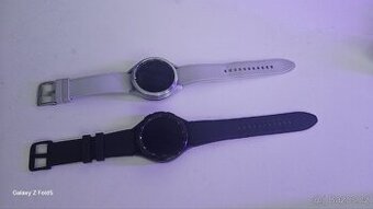 Samsung galaxy watch 4 classic 46mm bílé a černé