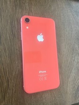 iPhone XR 64GB Coral – 98 % baterie – bez Face ID