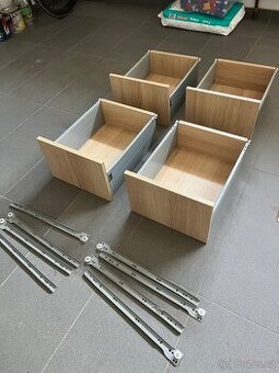 Prodám šuplíky 4ks šířka 31; výška 15 (čelo 22);hloubka 42cm