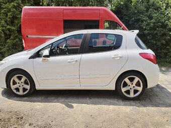 Peugeot 308 1.6 i 115 kw