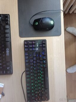 Prodám klávesnici herní RGB + myš herní a podložku pod herní