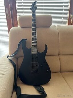 🎸 Na prodej: Elektrická kytara Ibanez GIO + kombík JOYO DC-