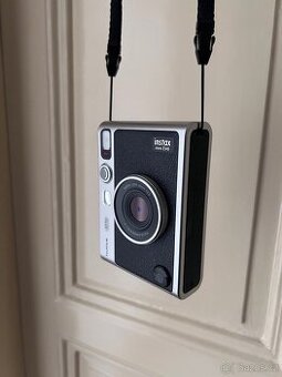 Fujifilm Instax Mini Evo Black