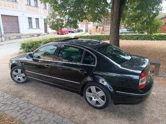 Škoda Superb 2.5Tdi 120kW Laurin & Klement