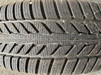 Pneu 235/65R18