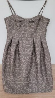 ŠATY STŘÍBRNÉ 38 M