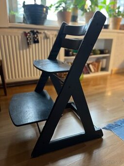 Dětská jídelní židle rostoucí