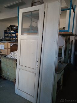 dveře
