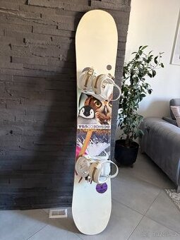 Dámský snowboard vel. 151, vázání ROXY vel. L