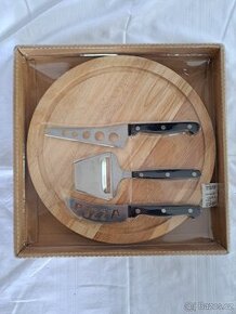 NOŽE, PRKÉNKO, SÝROVÝ SET