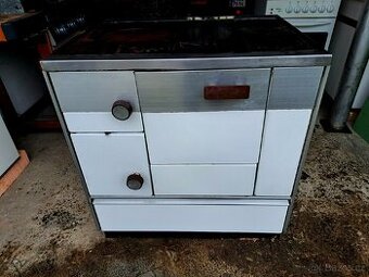 Sporak - kamna na tuha paliva