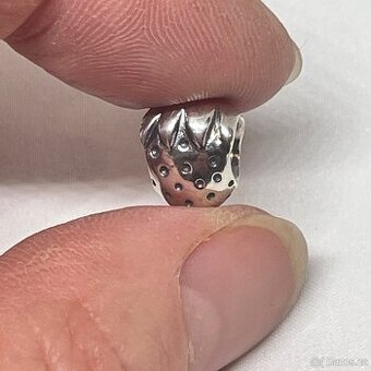 pandora koralek - jahoda