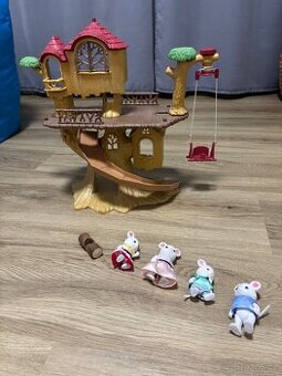 Sylvanian families - domeček na stromě