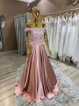 Společenské šaty vel. 42