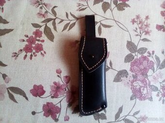 Vystřelovací nůž