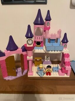 Lego duplo popelcin zamek
