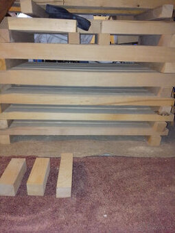 Dřevo na obrábění nebo pro truhláře