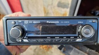 Autorádio Panasonic s CD MP3