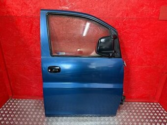 PRAVÉ PŘEDNÍ DVEŘE HYUNDAI H1