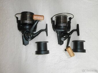 Prodám 2 navijáky PROLOGIC Avenger 8000 D