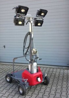 Světelná věž CHICAGO PNEUMATIC