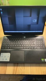 Herní notebook Dell G5 15 5500