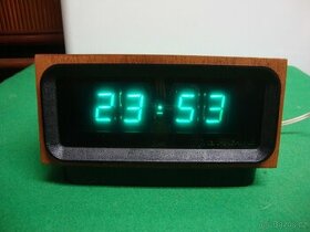 Sovětské CCCP hodiny Elektronika G9.02 perfektní stav