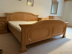 Venkovská dřevěná ložnice, masivní, komplet