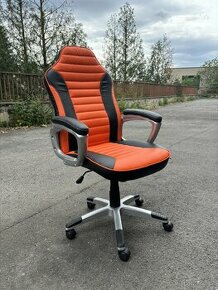 Nová kancelářská/herní židle