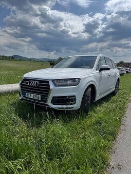 Audi Q7 3.0 TDI 200kW, DPH, Bose, Dověry dvěří, LED Matrix