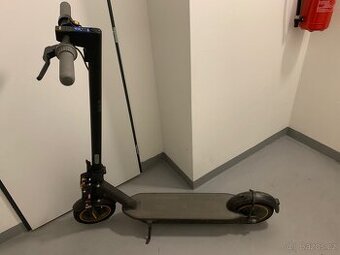 Ninebot by Segway MAX G30 + rychlonabíječka