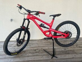 YT Capra CF PRO vel. L 27,5”