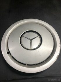 Kryty kol Mercedes (124)