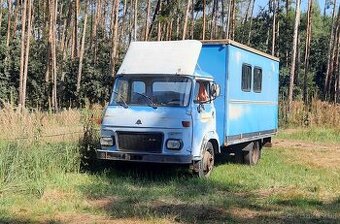 Avia 31 skříň