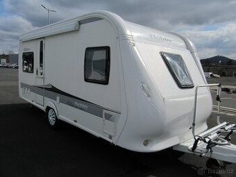 Prodám karavan Hobby 495 ufe,r.v.2013 + mover + předstan.