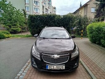 Prodám Chevrolet Cruze SW 1.8 benzin 2012