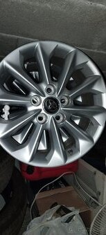 Prodám disky Toyota Corolla 2022 5x114,3 R17 7 1/2Jx17 ET 40