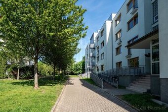Prodej bytu 4+kk 105m2, terasa 38 m2, zahrada 70 m2, Maleši - 1