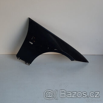 BMW 3 E92 E93 blatník pravý na opravu 41357168988