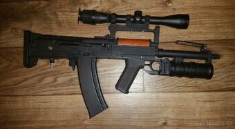 Ots-14 groza ( hPa )