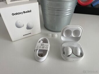 Bezdrátová sluchátka Samsung Galaxy Buds 2
