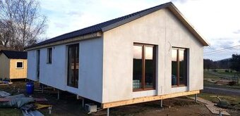 k prodeji celoročně obyvatelný dřevěný montovaný dům