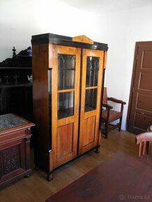 Knihovna biedermeier