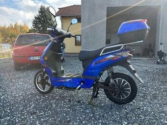 Prodám Elektrický skútr