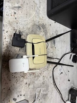 TP Link wifi router + extender